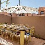 Villa Secret Oasis - 4 Bedroom Rooftop, Pool&Ac - Up To 10 Guests