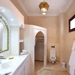 Riad Zina Rose 89