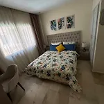 Elegant Apartment Hivernage