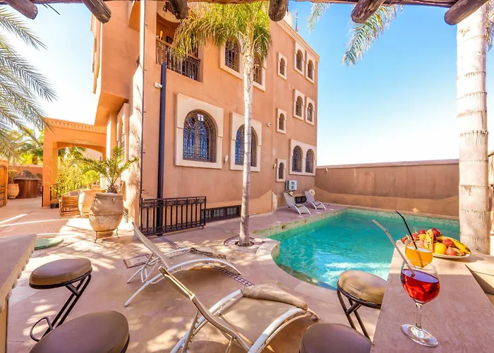 Villa Ushuaia Avec Piscine - Petit Dejeuner Gratuit - Marrakech City Center