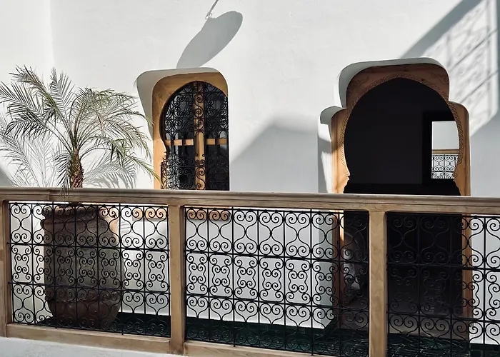 Riad De L\'O / Serene Designer Oasis ~ Pool ~ Rooftop