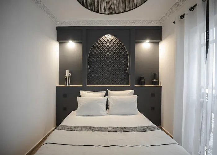 M-17 Riad & Spa