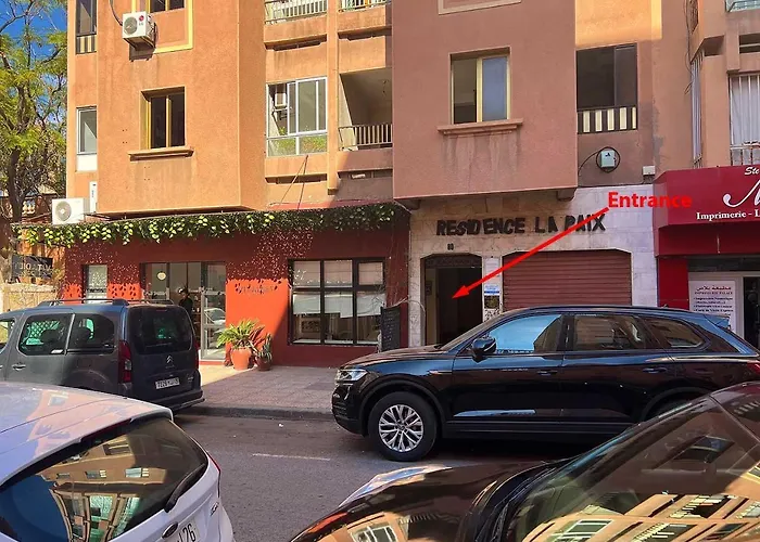 Safran Flat With 2 Large Terraces Central Location