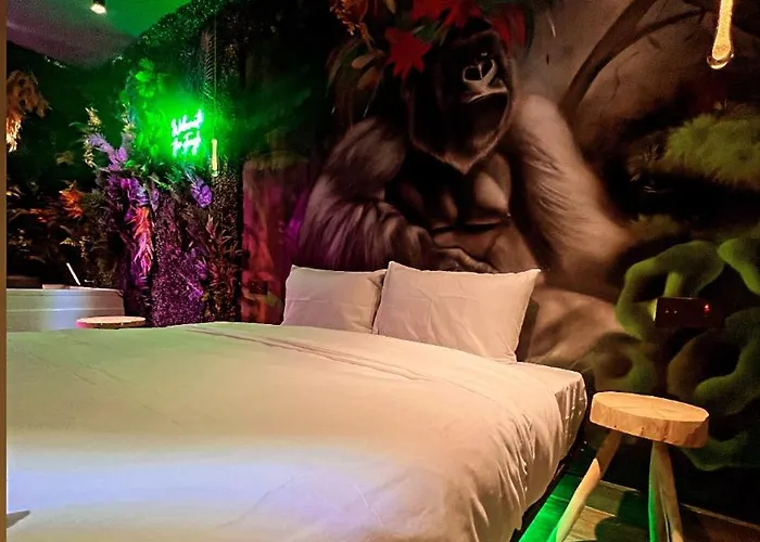 Jungle ! Jacuzzi Centre Marrakech Experience