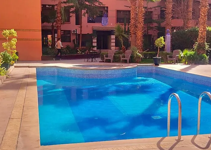 Deluxe Apartment At The Prestigious L\'Hivernage.