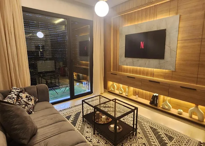 Firstwood Chic Apartment Hivernage