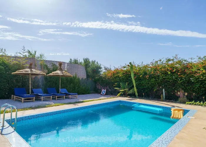 Elegant Villa 10Min From Centre Private Swimming Pool