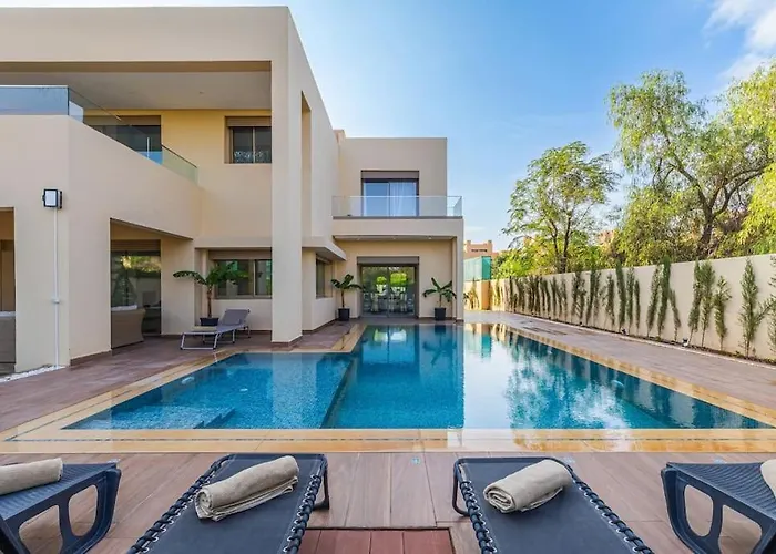 Villa De Luxe Avec Piscine Chauffee Et Vue Sur Le Golf - Marrakech Prestigia