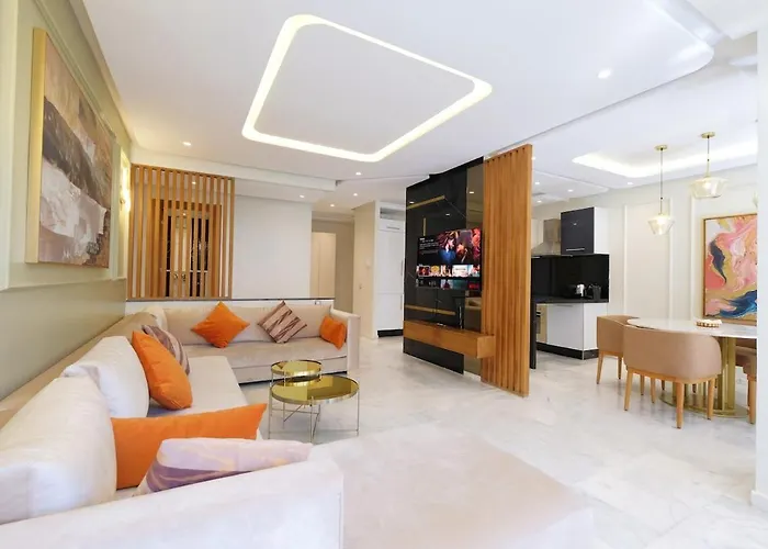 Awesome Luxury Apartment