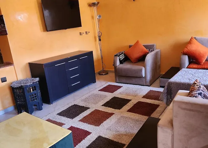 Arinace House