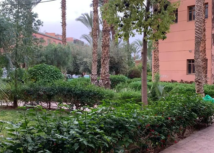 Riad Kechois