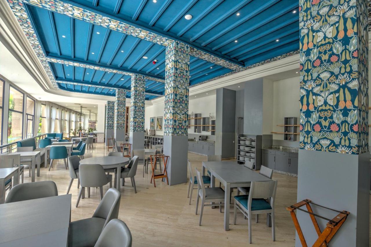 Wazo Hotel 4*