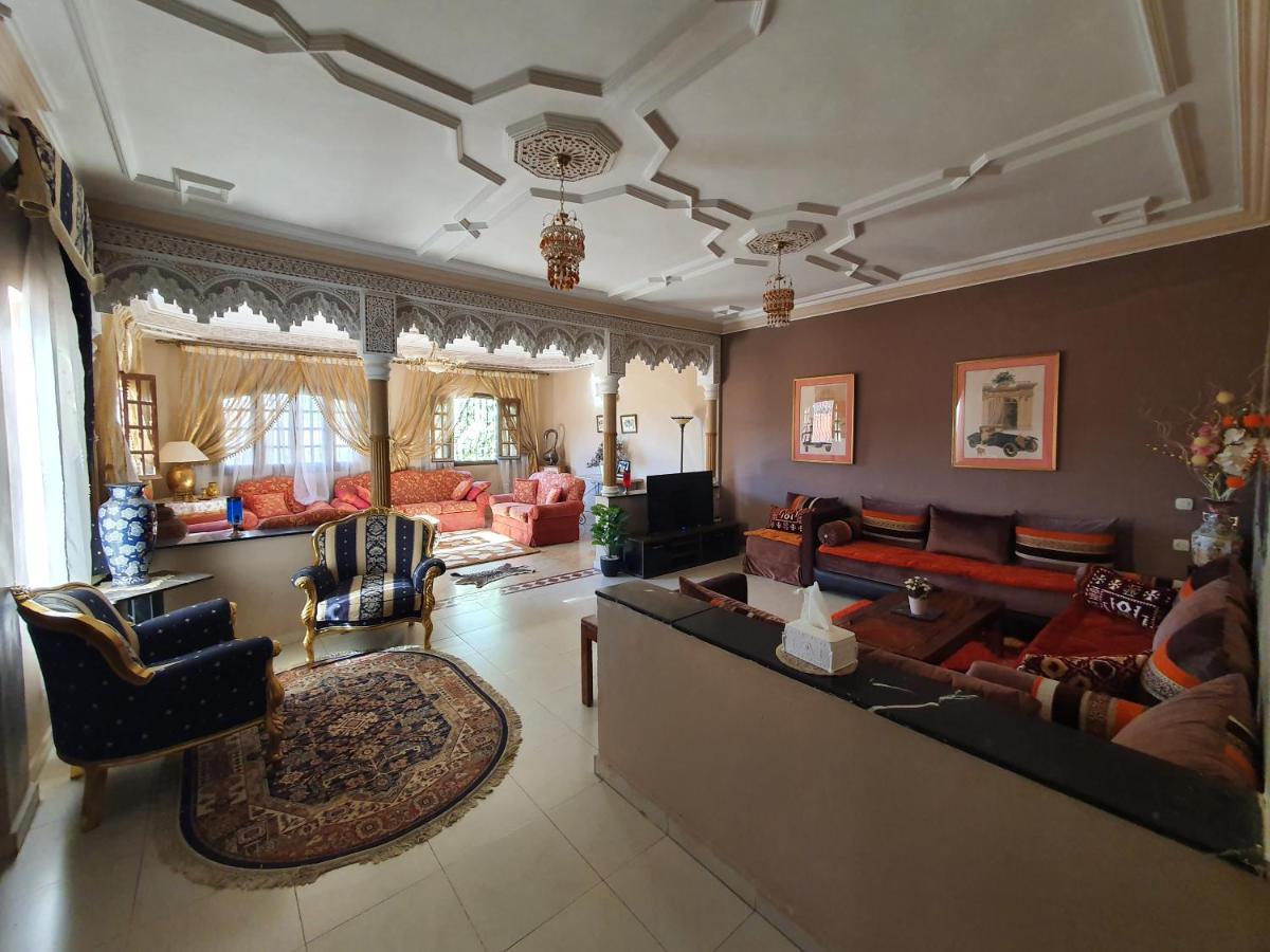 Oranger Family House Center, Private Large House, Terasse Garden View, Free Parking Appartamento *