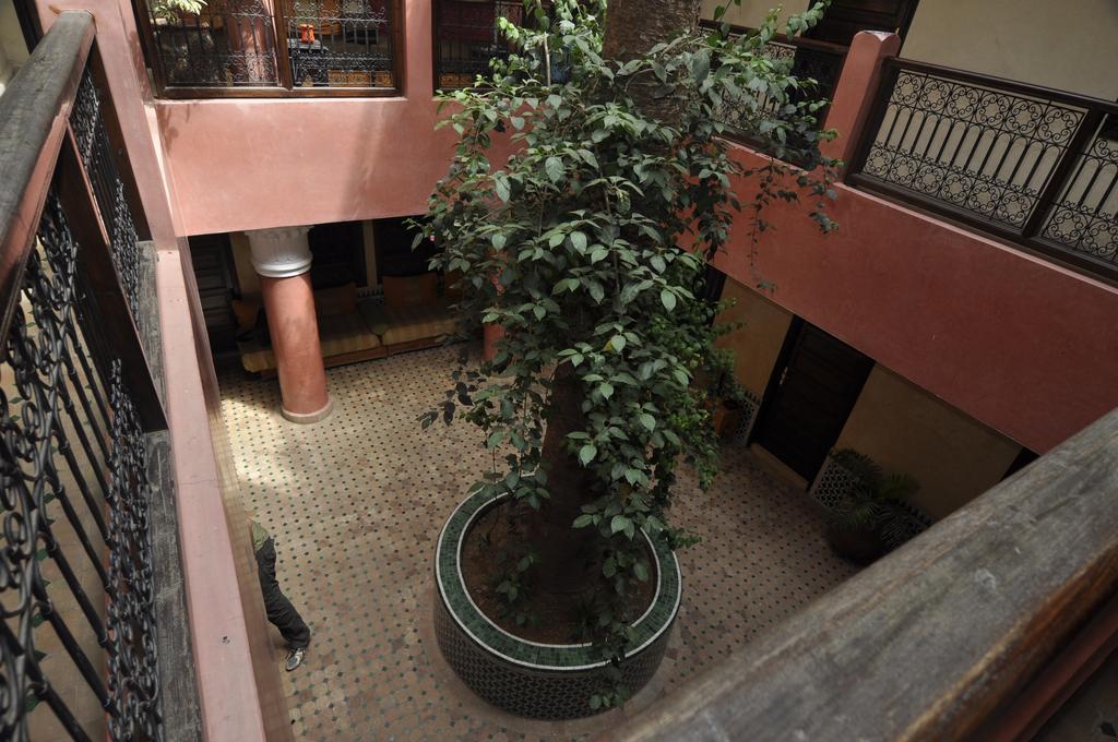 Hotel Cecil 2*
