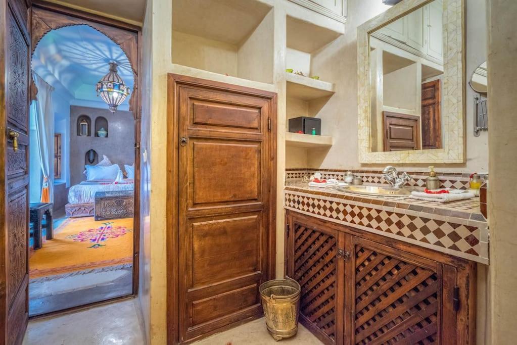 Jaune Safran En Exclusivité Marrakesh