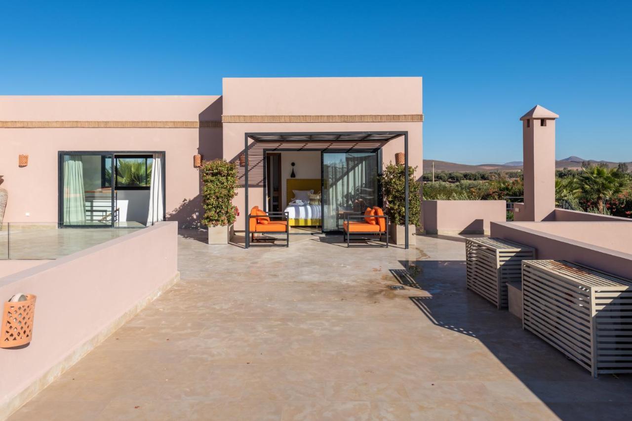 Les Iris Villa *