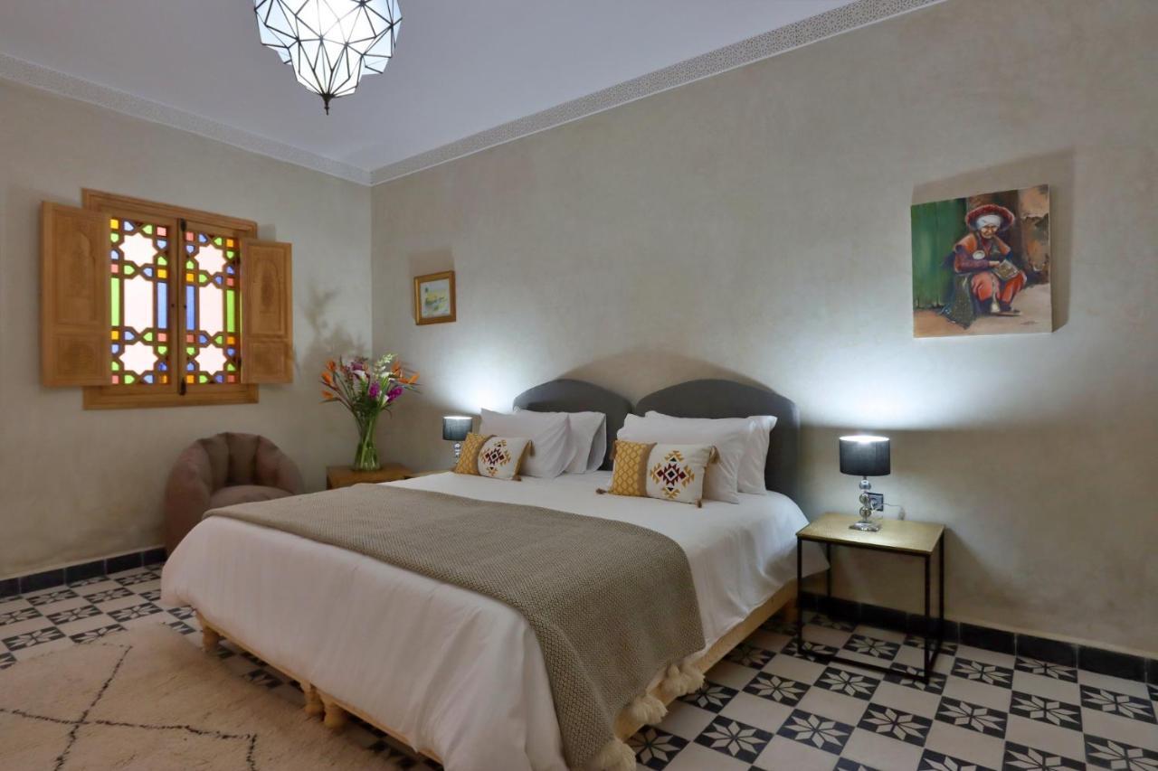 Banatti Guest house *