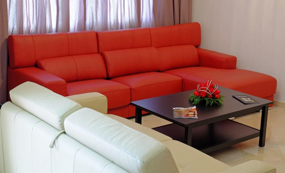 Mouna Appart hôtel 3*