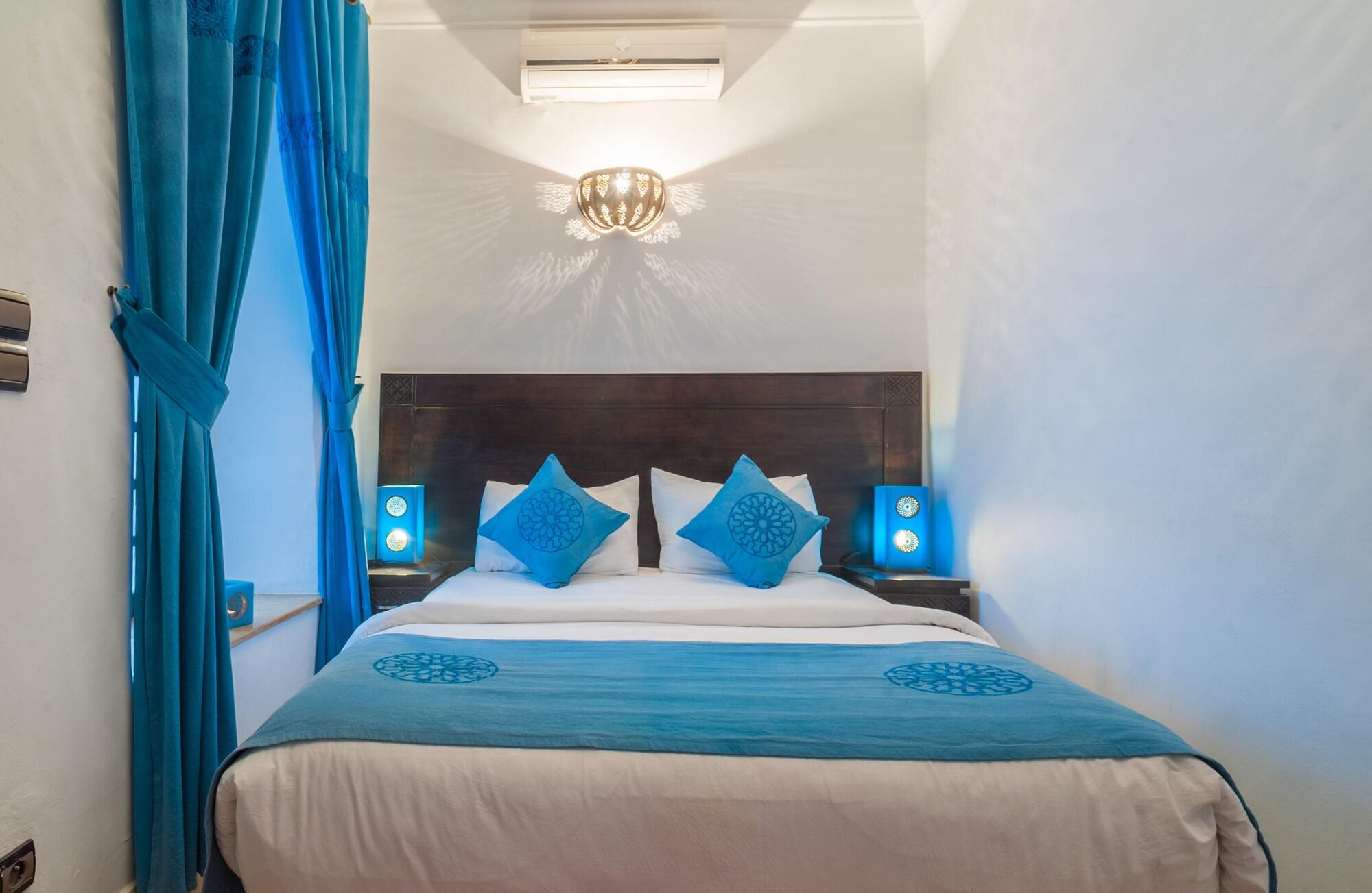 Bed and breakfast Aliya 4*