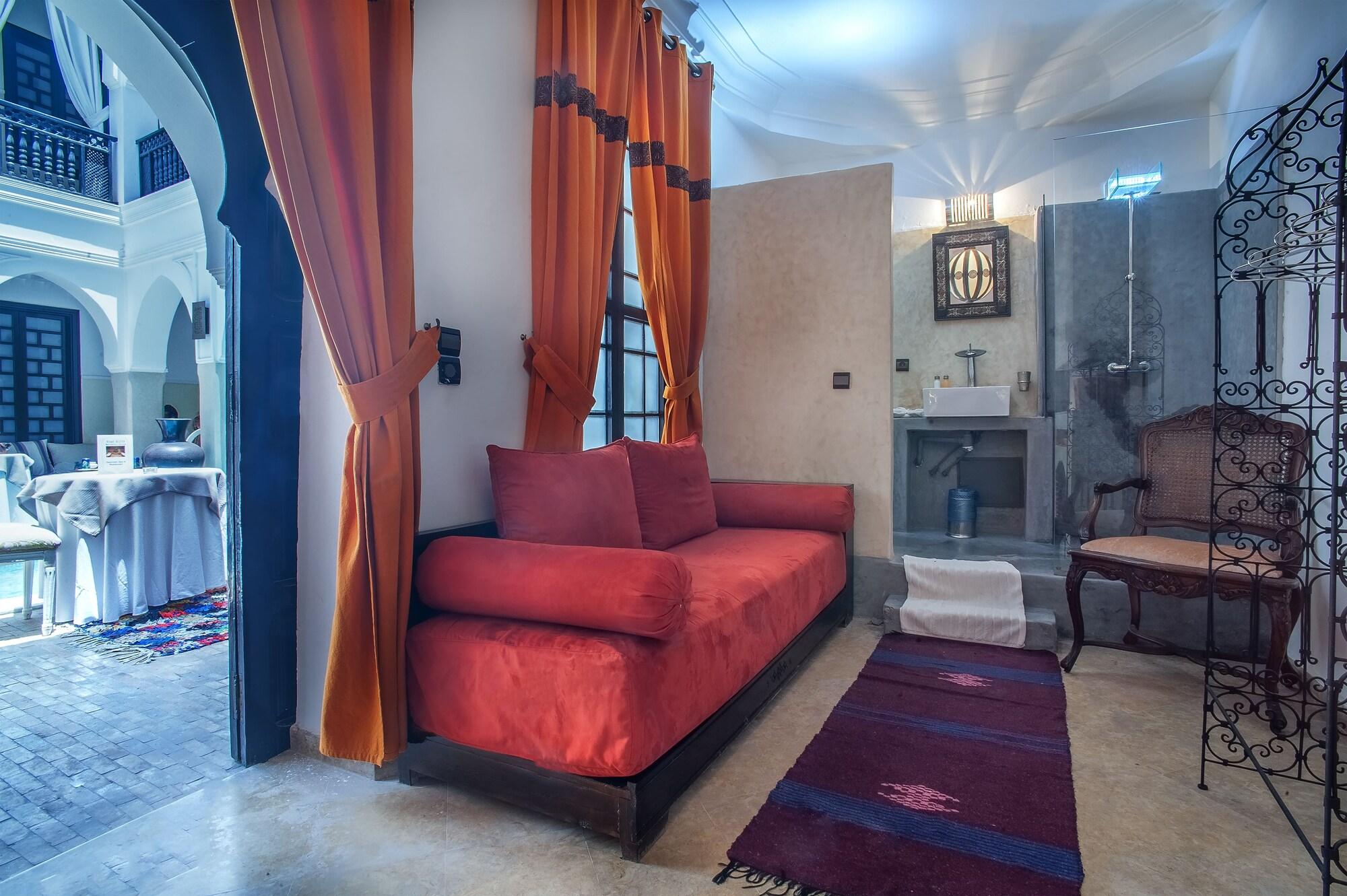 Aliya Bed and breakfast