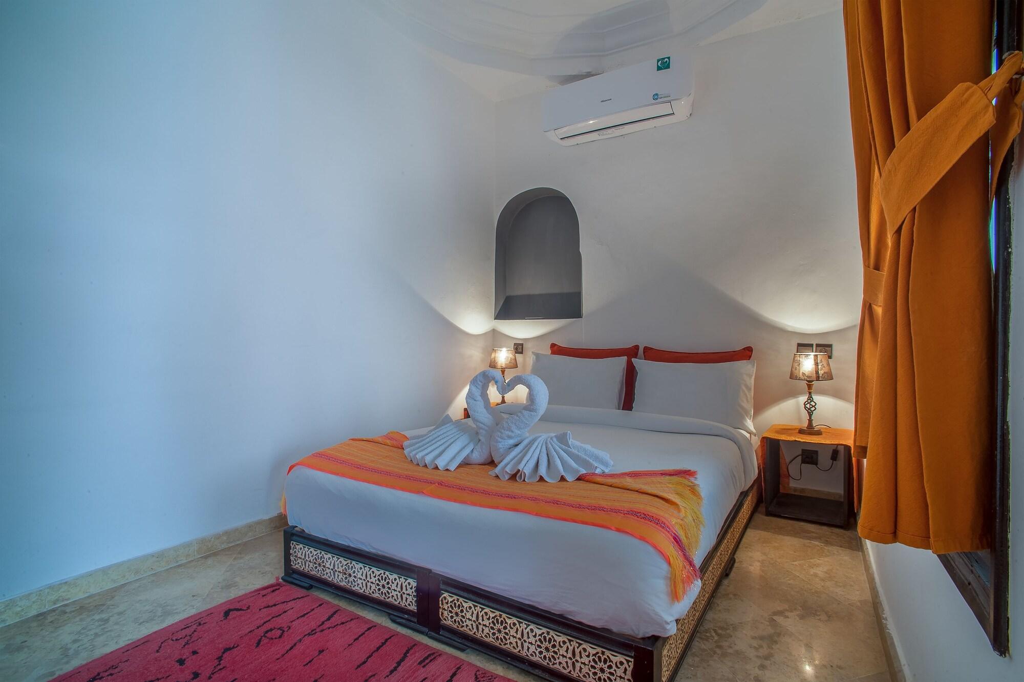 Aliya Bed and breakfast 4*