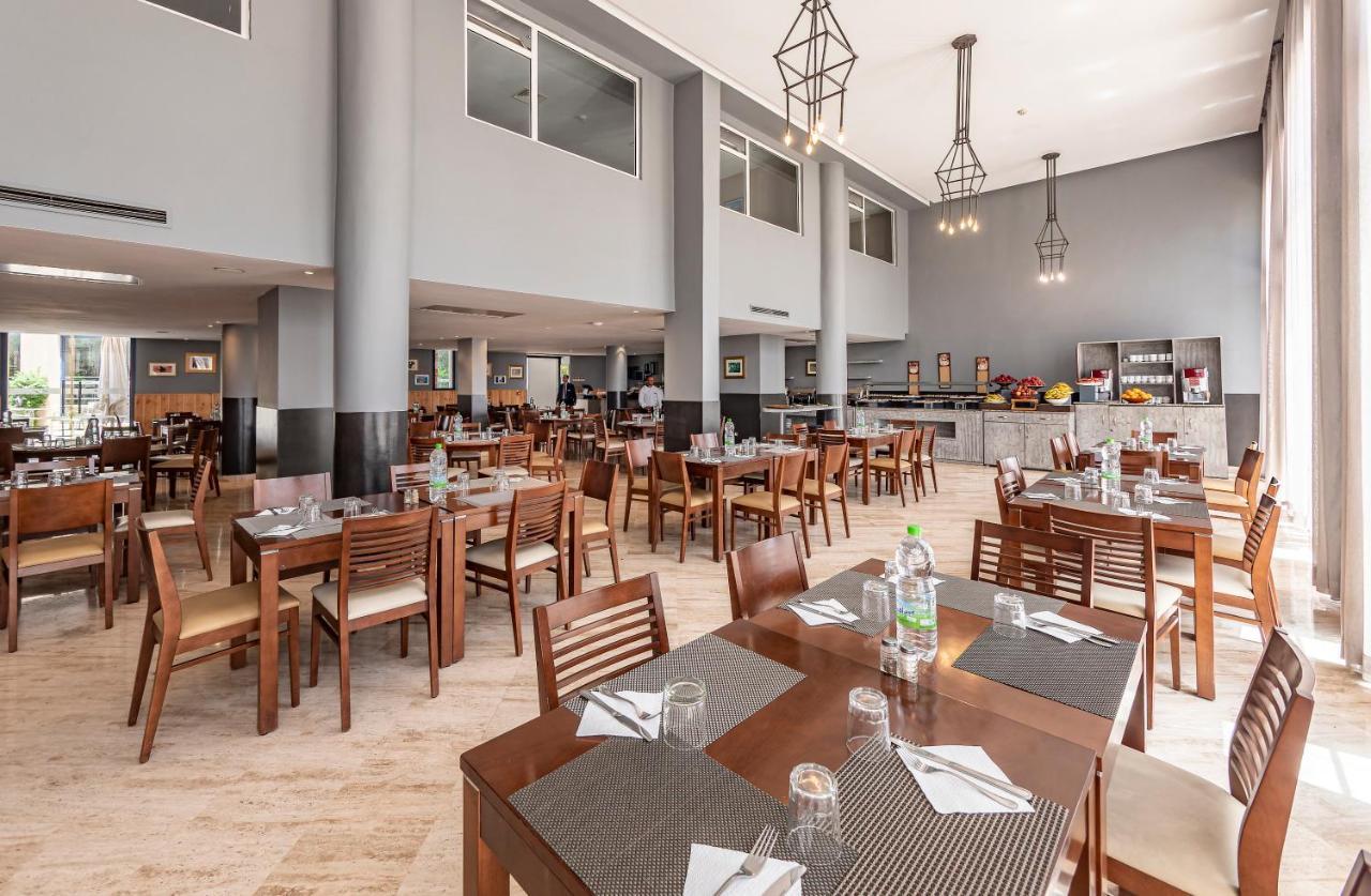 Wazo Hotel 4*