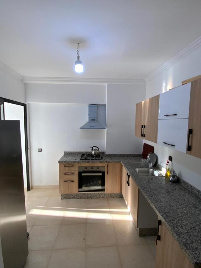 Apartment 3 Bedrooms *
