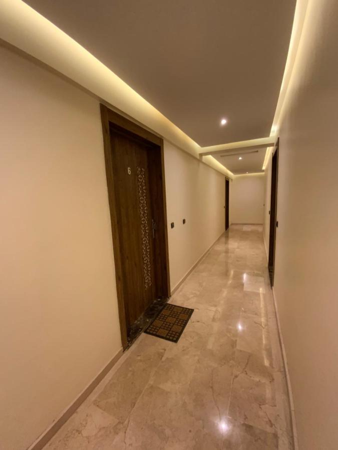 Apartment 3 Bedrooms *