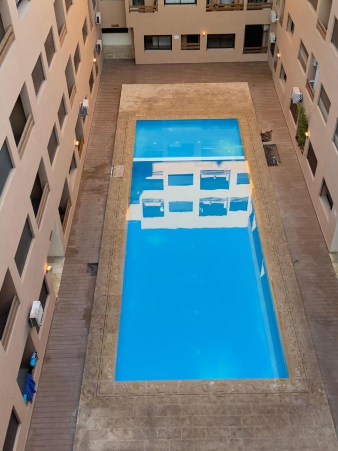 Apartment 3 Bedrooms *