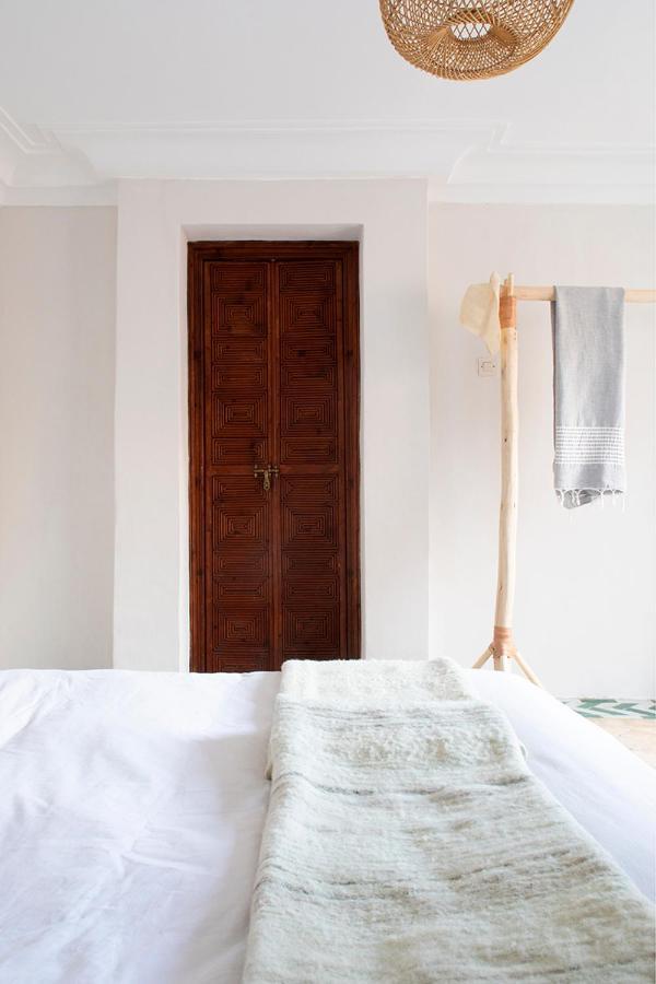 Feinek. Intimate In The Medina.