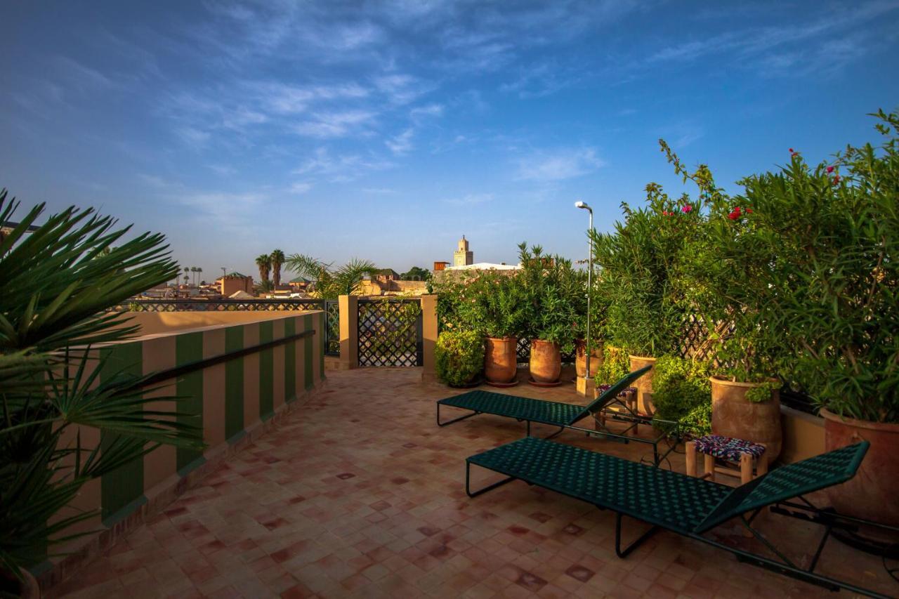 Riad Sofyan & *