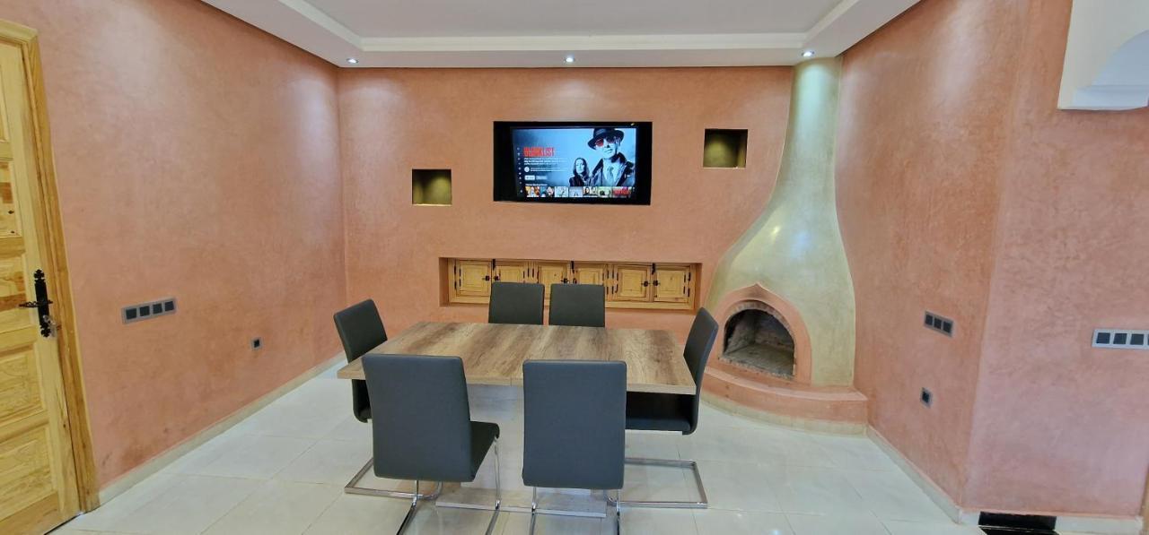 Dar Morad Entiere Avec Piscine Privee Ds Ferme De 4ha *