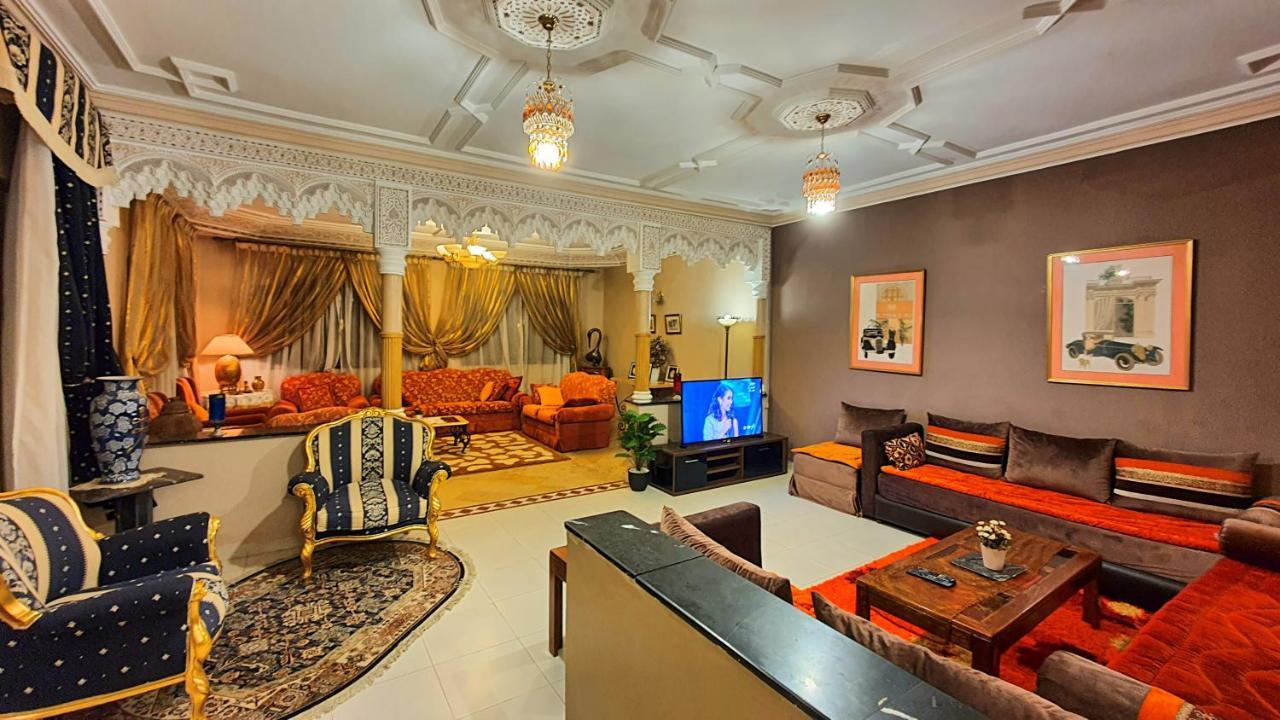 Oranger Family House Center, Private Large House, Terasse Garden View, Free Parking Appartamento *