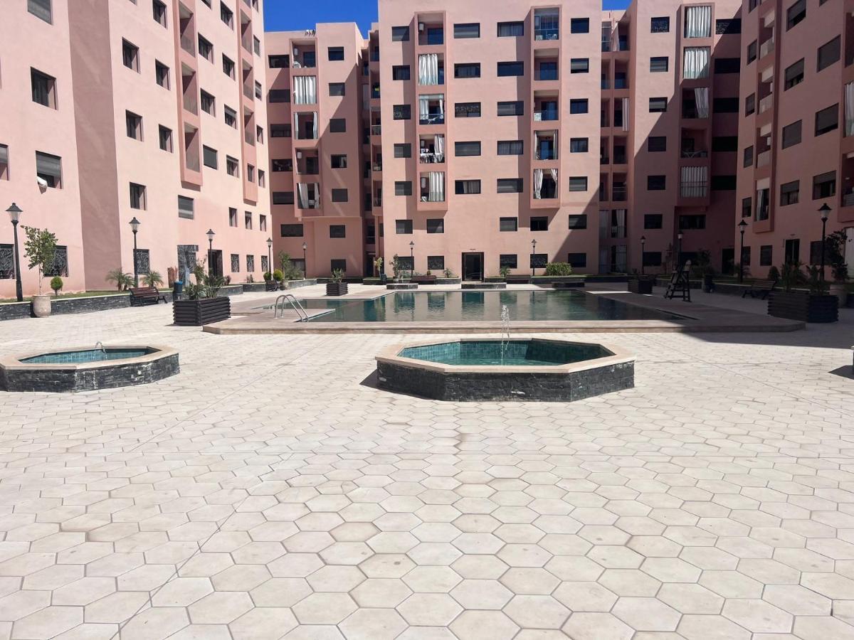 Marrakech Standing Piscine