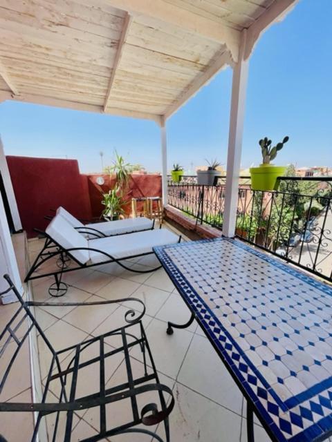 Qarya Syahia Apartamento *