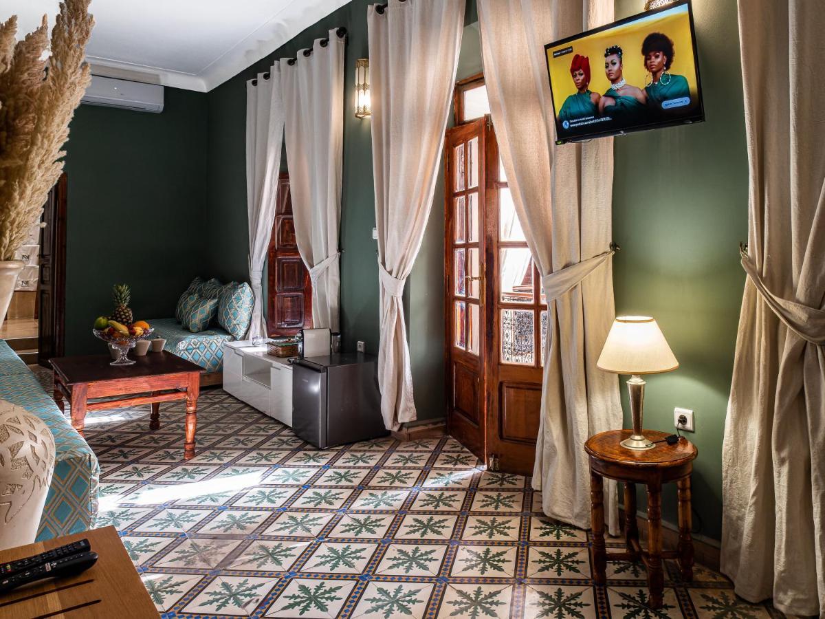 Dar El Medina - Heated Swimming Pool, Jacuzzi & *