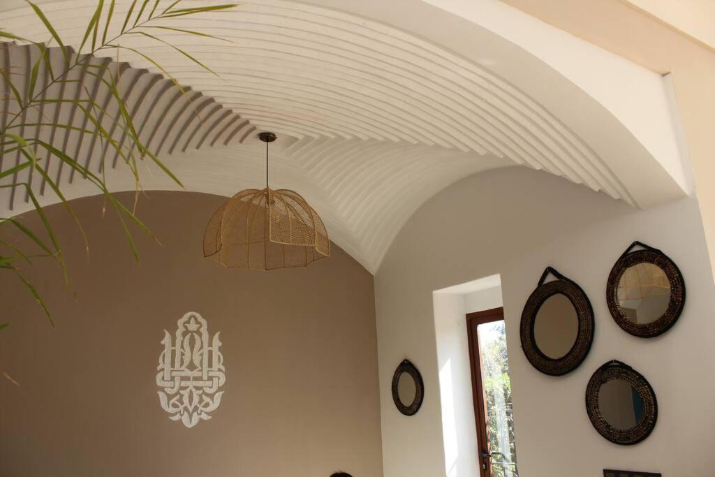 Ily Marrakech Avec Piscine Et Vue Sur L'altas : Coup De Coeur! Villa *