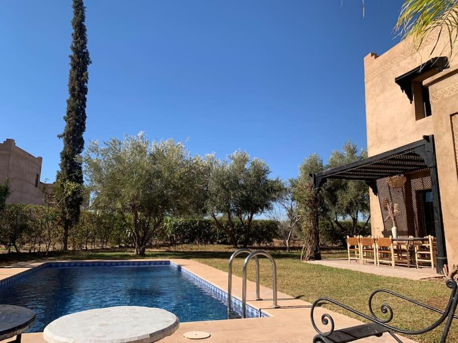 Ily Marrakech Avec Piscine Et Vue Sur L'altas : Coup De Coeur!