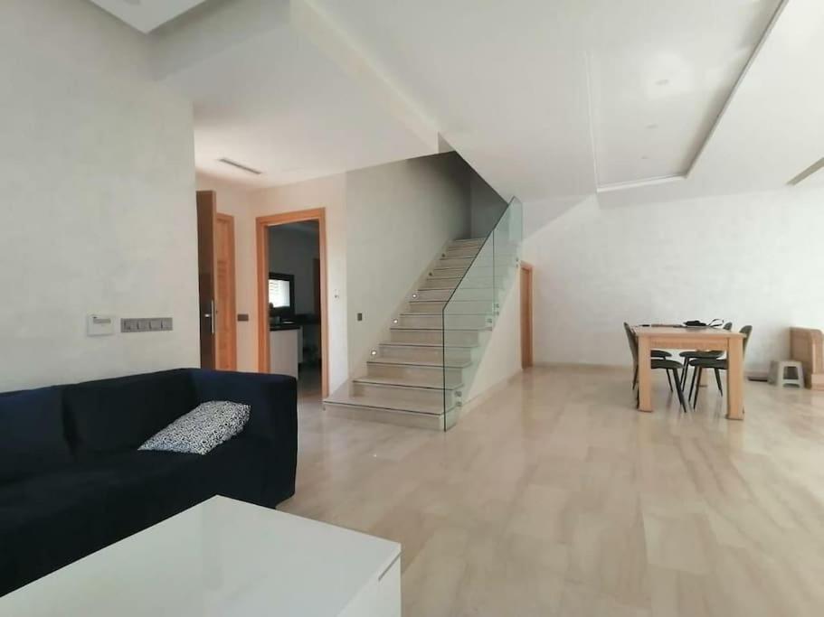 Villa Magnifique De *