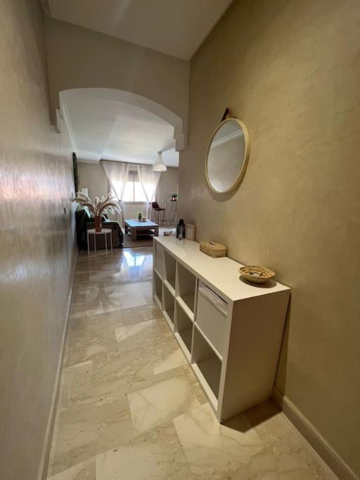 Petit Moderne Et Cosy En Plein Centre Apartment