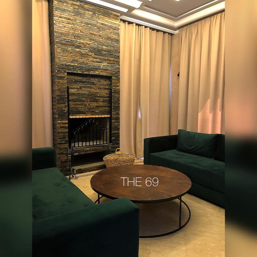 Villa La 69