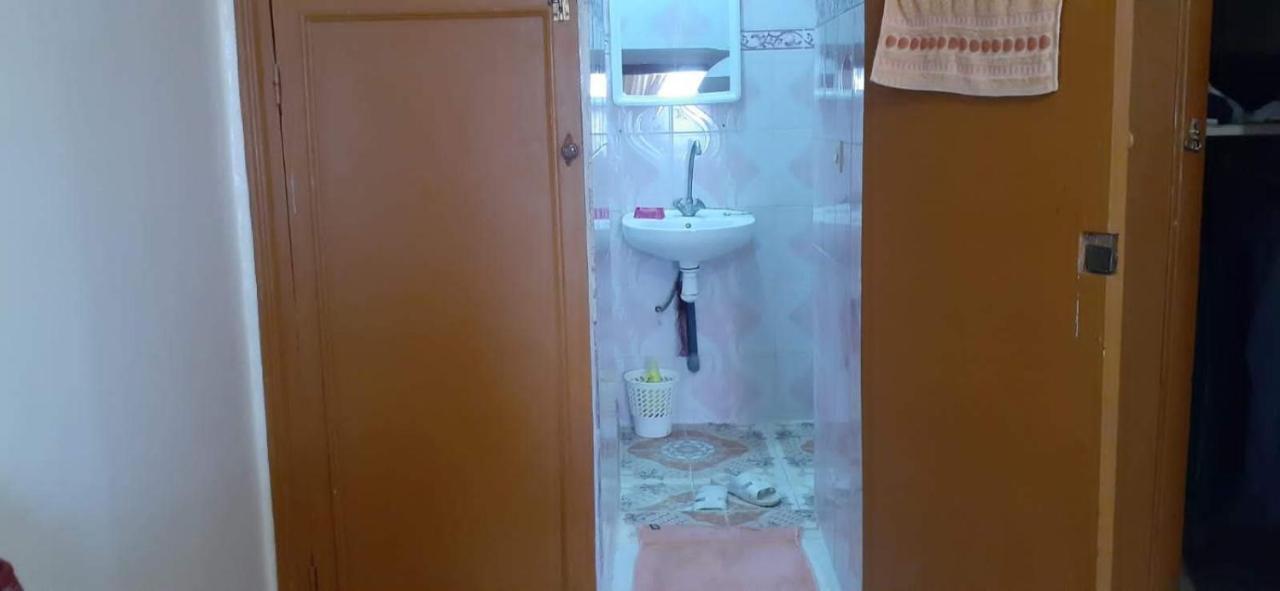 El Haj Riad *