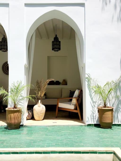Dar Num, Luxury Private Riad With Pool & Breakfast - Car Access In Medina Villa *