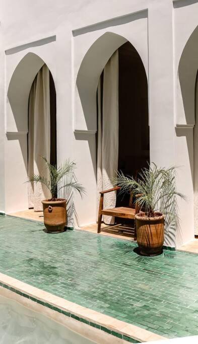 Dar Num, Luxury Private Riad With Pool & Breakfast - Car Access In Medina Villa Marrakesh
