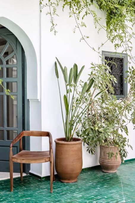 Dar Num, Luxury Private Riad With Pool & Breakfast - Car Access In Medina Villa *
