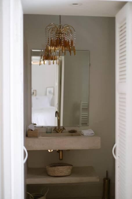 Dar Num, Luxury Private Riad With Pool & Breakfast - Car Access In Medina