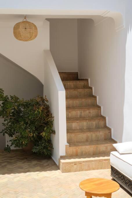 Dar Num, Luxury Private Riad With Pool & Breakfast - Car Access In Medina *