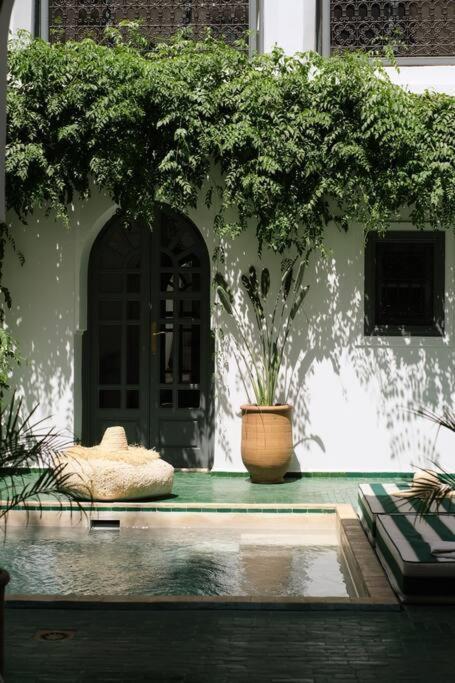 Villa Dar Num, Luxury Private Riad With Pool & Breakfast - Car Access In Medina