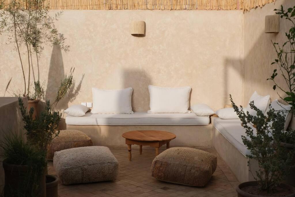 Dar Num, Luxury Private Riad With Pool & Breakfast - Car Access In Medina Marrakesh