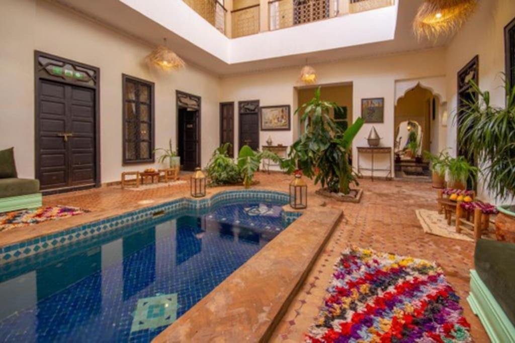 Vakantiehuis En Exlusivite A 5min De La Place Jamaa El Fna